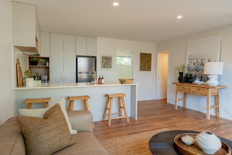 Photo of property in 1/27 Linwood Avenue, Linwood, Christchurch, 8011