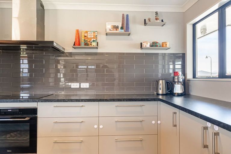 Photo of property in 27 Lakeland Avenue, Twizel, 7901