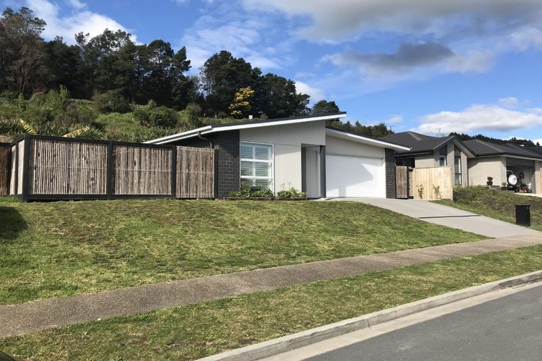 Photo of property in 31 Pakanga Grove, Pyes Pa, Tauranga, 3112