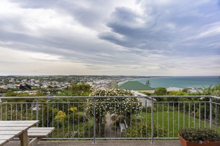 Photo of property in 10 Tamar Street, South Hill, Oamaru, 9400