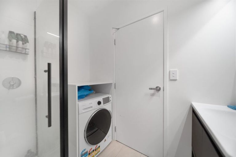 Photo of property in 14 Rara Lane, Manukau, Auckland, 2104