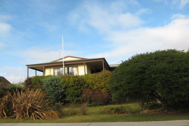 Photo of property in 1 Cherry Court, Wanaka, 9305