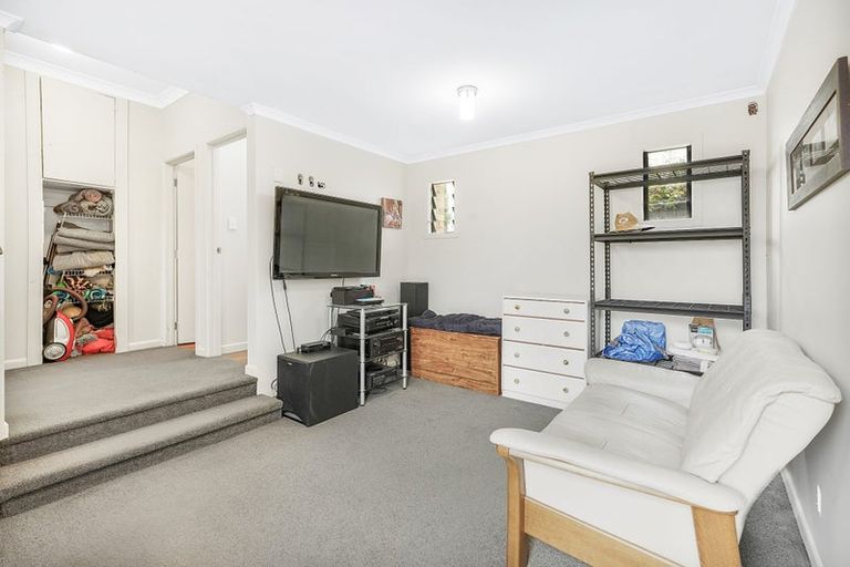 Photo of property in 15 Knighton Road, Hillcrest, Hamilton, 3216