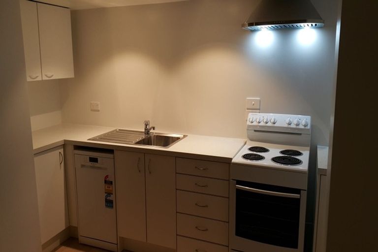 Photo of property in 103 Rattray Street, Riccarton, Christchurch, 8041