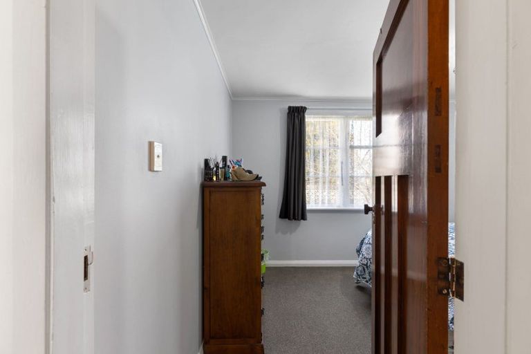 Photo of property in 15 Bull Street, Bulls, 4818