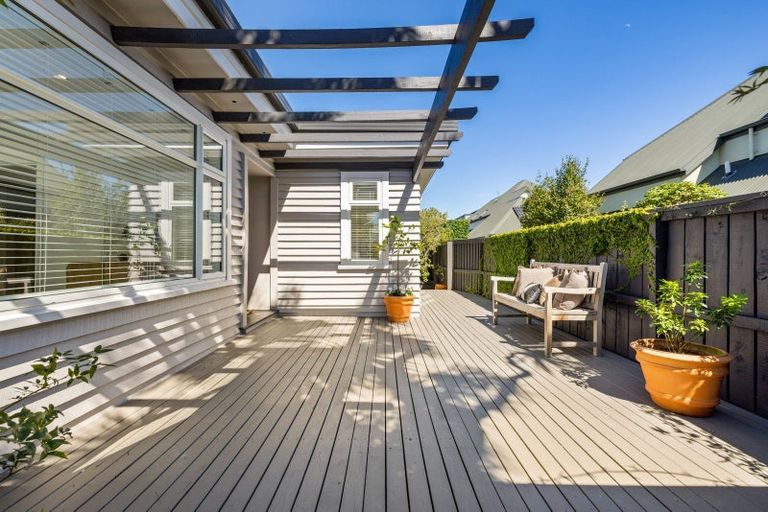 Photo of property in 131 Hamilton Avenue, Ilam, Christchurch, 8041