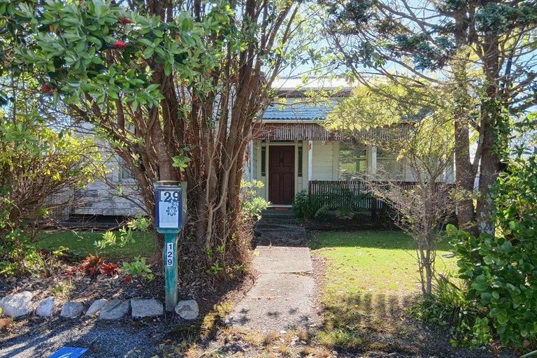 Photo of property in 129 Russell Street, Westport, 7825