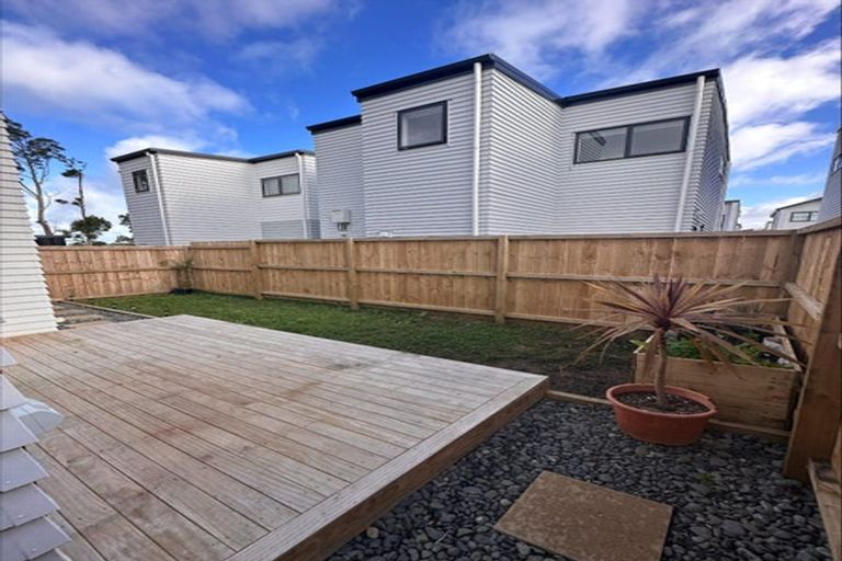Photo of property in 3 Arapapa Road, Papakura, 2110