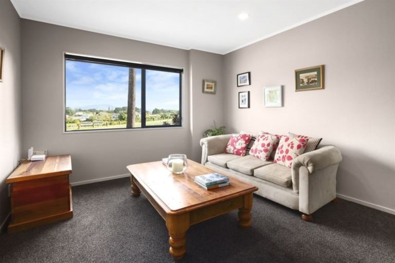 Photo of property in 141 Weggery Drive, Waikanae Beach, Waikanae, 5036