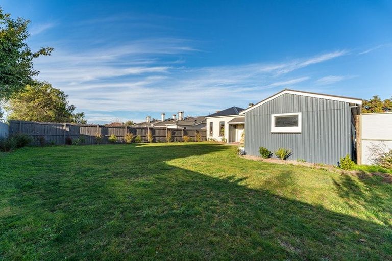 Photo of property in 100 High Street, Waimate, 7924