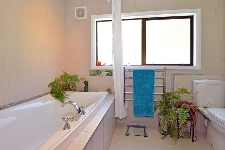 Photo of property in 14 Solar Terrace, Broad Bay, Dunedin, 9014