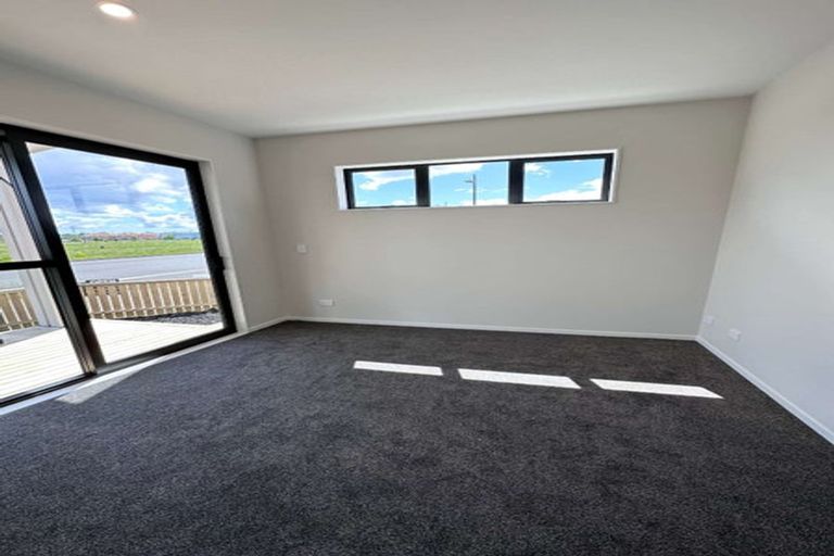 Photo of property in 30 Auranga Drive, Karaka, Papakura, 2113