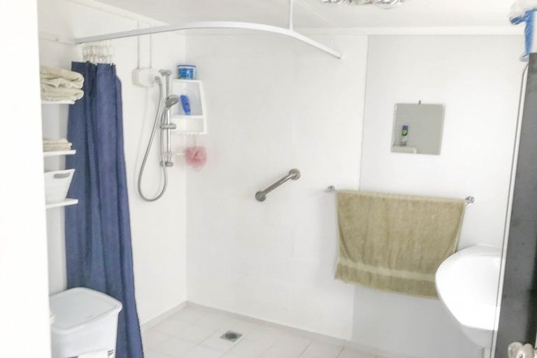 Photo of property in 19 West Crescent, Te Puru, Thames, 3575