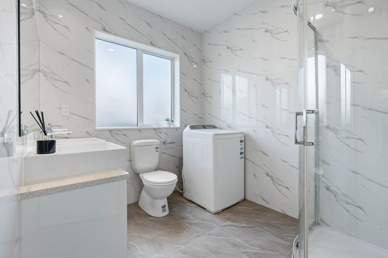 Photo of property in 241c Pakuranga Road, Pakuranga, Auckland, 2010