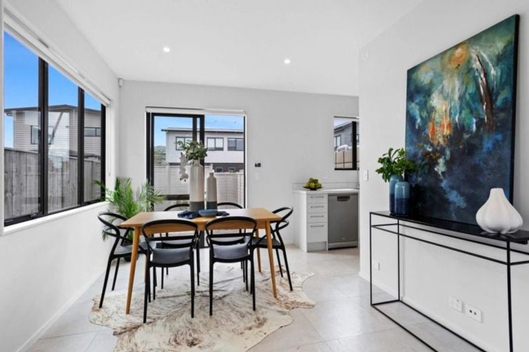 Photo of property in 43 Adlam Lane, Takanini, 2112