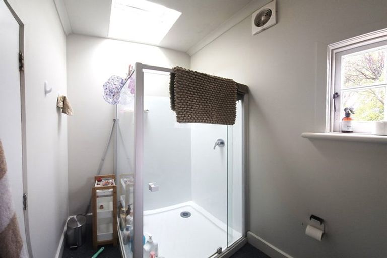 Photo of property in 9 Bidwill Street, Mount Cook, Wellington, 6021