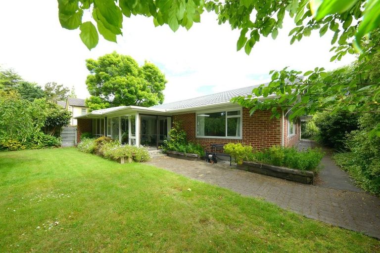 Photo of property in 99a Fendalton Road, Fendalton, Christchurch, 8014