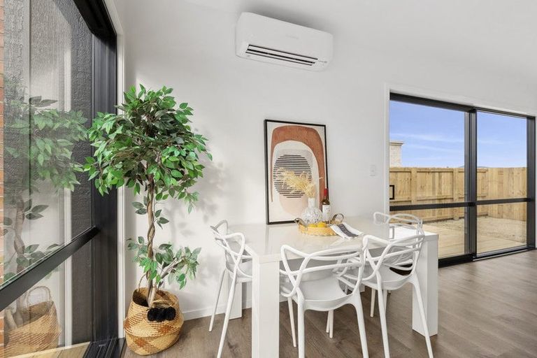 Photo of property in 14 One Haruru Street, Cambridge, 3493