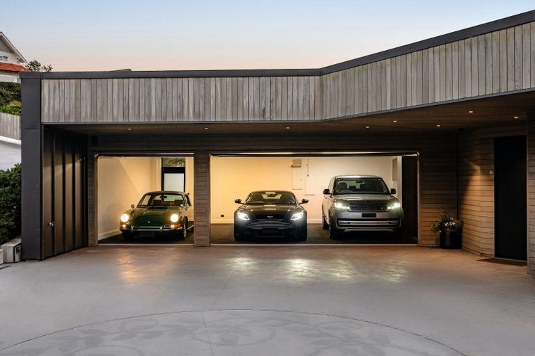 Photo of property in 218a Lake Road, Hauraki, Auckland, 0622