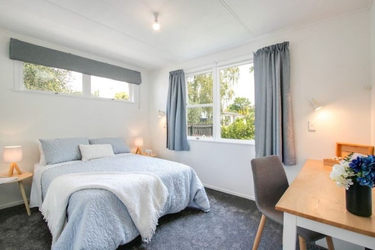 Photo of property in 23 James Cook Street, Havelock North, 4130