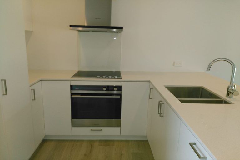 Photo of property in 2/259 Kilmore Street, Christchurch Central, Christchurch, 8011