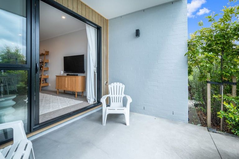 Photo of property in 6/3 Genevieve Lane, Hobsonville, Auckland, 0616