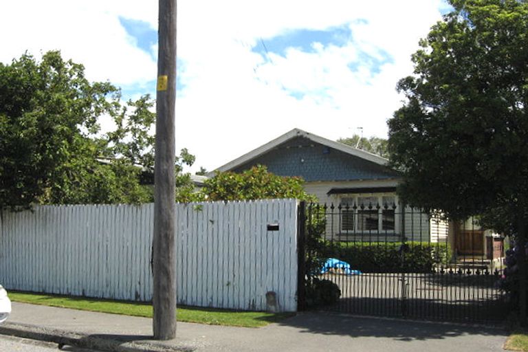 Photo of property in 21 Queens Avenue, Merivale, Christchurch, 8014