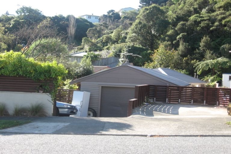 Photo of property in 12 James Grove, Stokes Valley, Lower Hutt, 5019