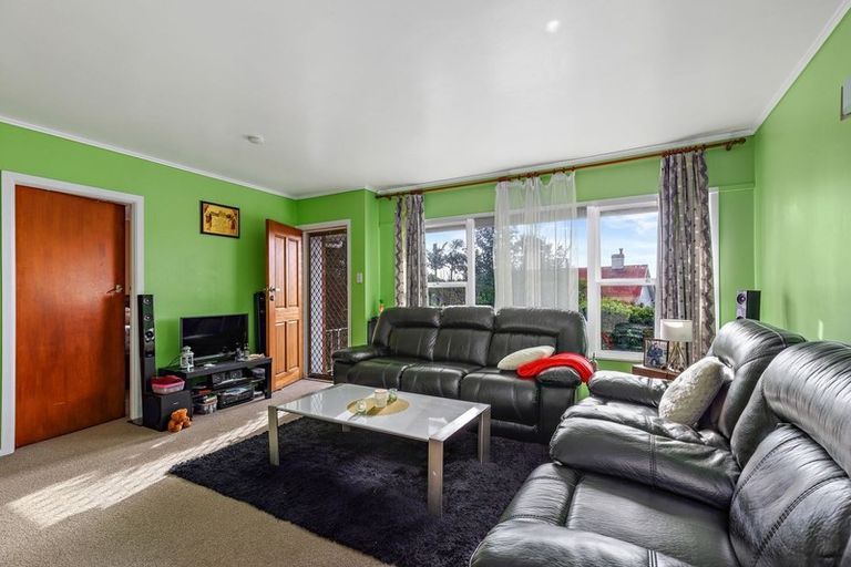 Photo of property in 4/9 Moana Avenue, Belmont, Auckland, 0622