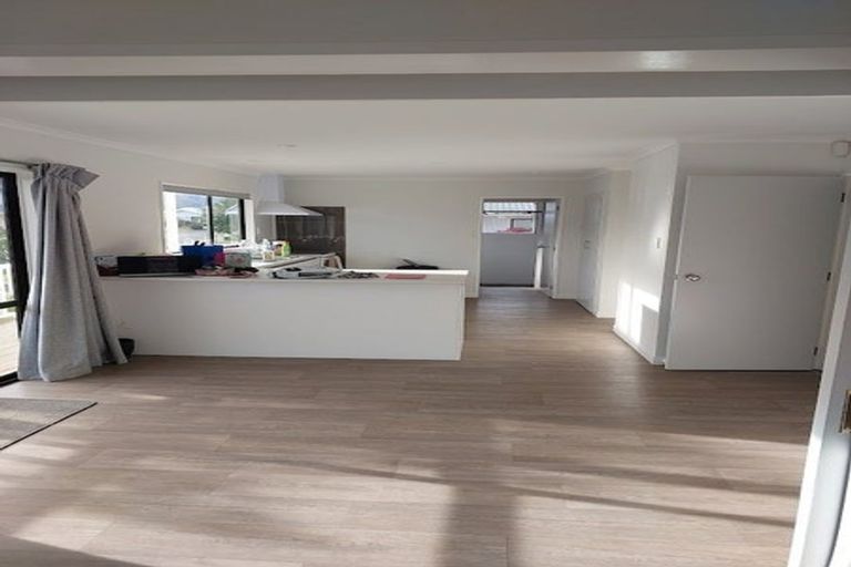 Photo of property in 8 Homewood Avenue, Levin, 5510