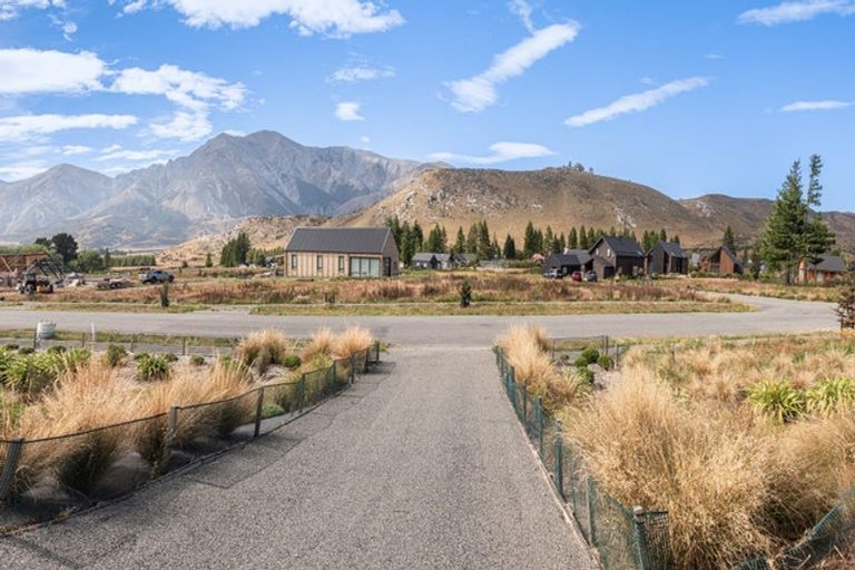 Photo of property in 32 Luge Loop, Castle Hill, 7580