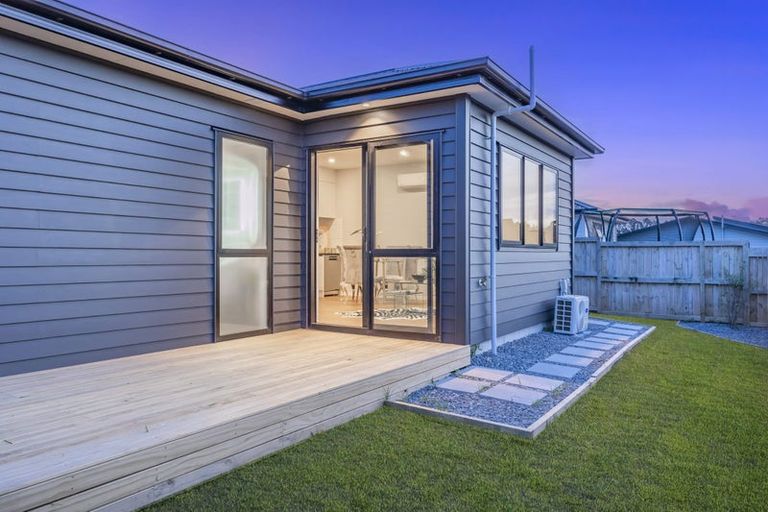 Photo of property in 12 Cutfield Lane, Kumeu, 0810