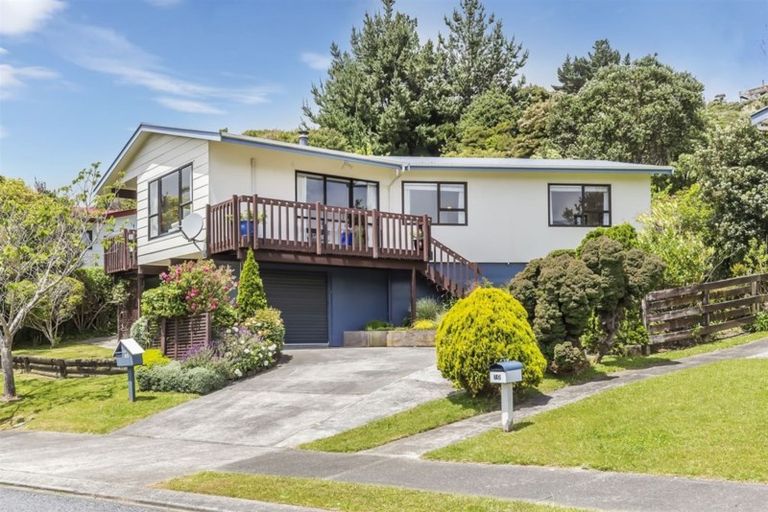 Photo of property in 12 Transom Close, Whitby, Porirua, 5024