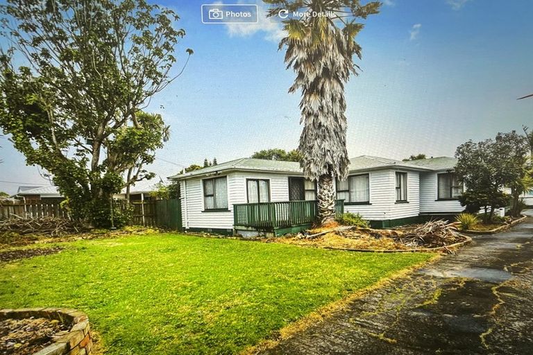 Photo of property in 301 Swanson Road, Ranui, Auckland, 0612