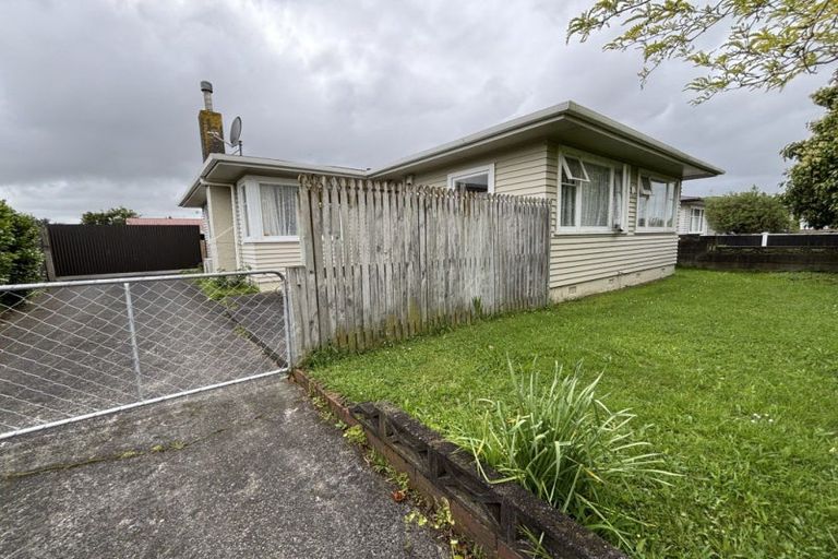 Photo of property in 8 Stephens Crescent, Highbury, Palmerston North, 4412