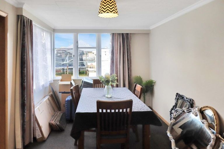 Photo of property in 94 Pine Avenue, Ebdentown, Upper Hutt, 5018