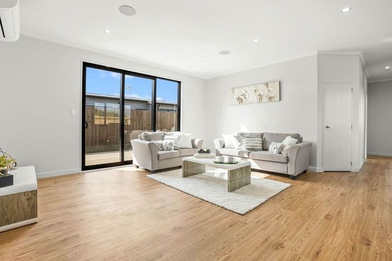 Photo of property in 65 Clarks Beach Road, Clarks Beach, 2122