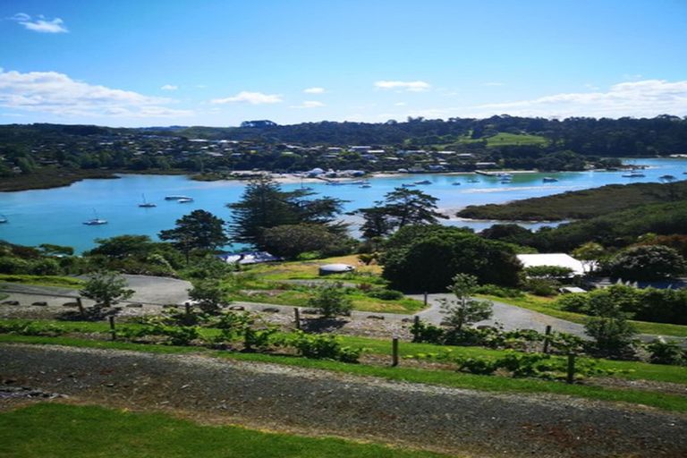 Photo of property in 1 Riverhaven Drive, Wade Heads, Whangaparaoa, 0932