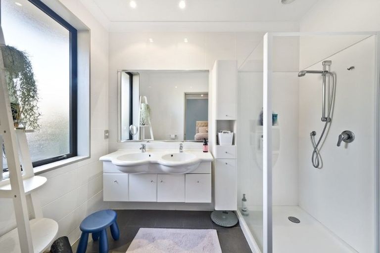 Photo of property in 29 Holbrook Way, Westmorland, Christchurch, 8025