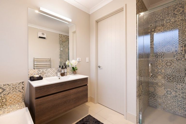 Photo of property in 26 Penetaka Heights, Pyes Pa, Tauranga, 3112