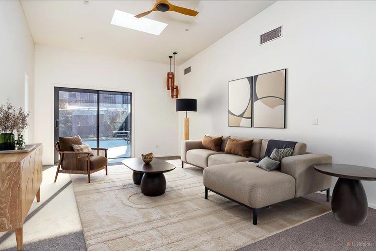 Photo of property in 1 Hislop Street, Geraldine, 7930