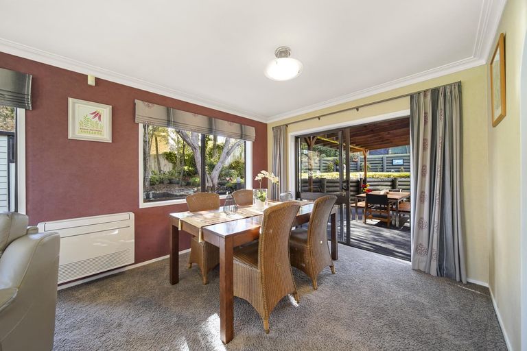 Photo of property in 13 Voltaire Court, Botany Downs, Auckland, 2010