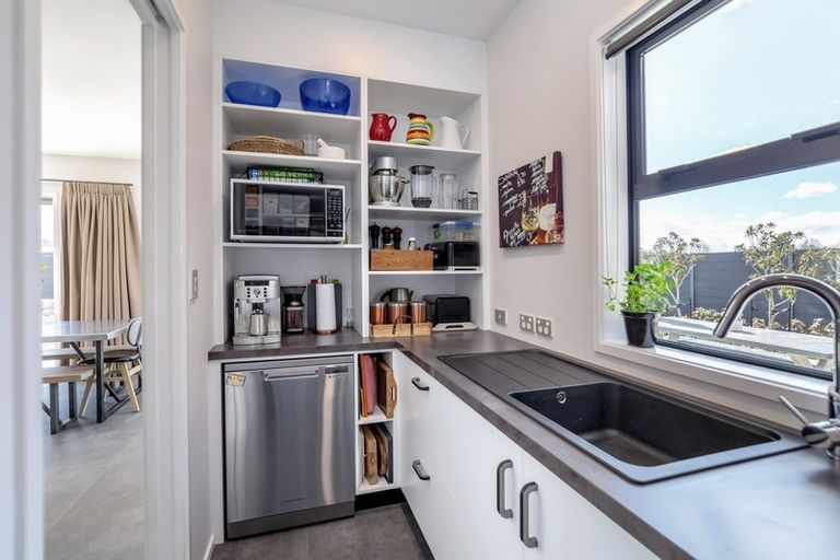 Photo of property in 16 Plains Avenue, Masterton, 5810