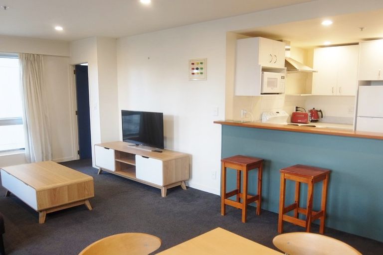 Photo of property in Terrace Heights Apartments, 6f/163 The Terrace, Wellington Central, Wellington, 6011