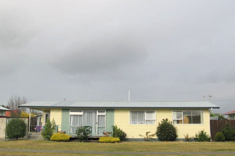 Photo of property in 87 Tait Drive, Greenmeadows, Napier, 4112