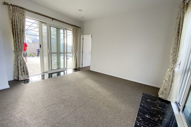 Photo of property in 5 Ballykerrigan Road, Flat Bush, Auckland, 2019