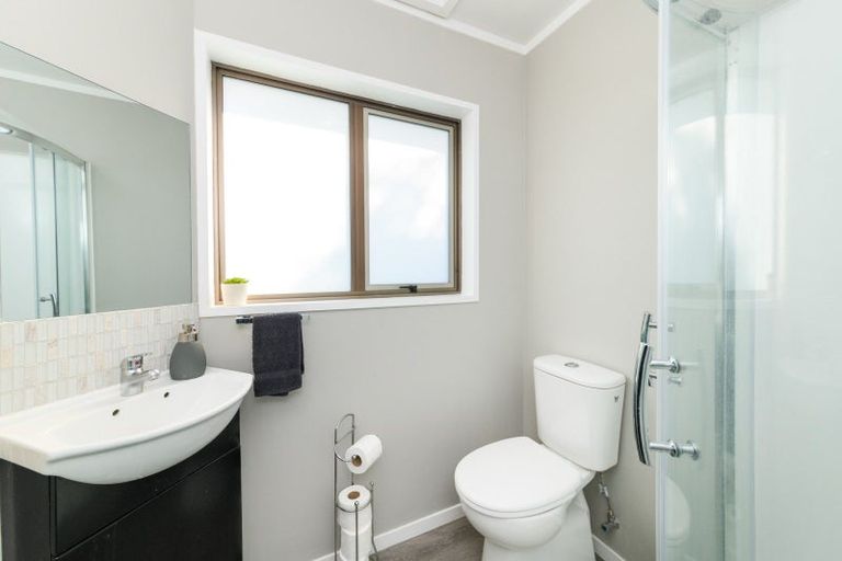 Photo of property in 24 Cedar Crescent, Feilding, 4702