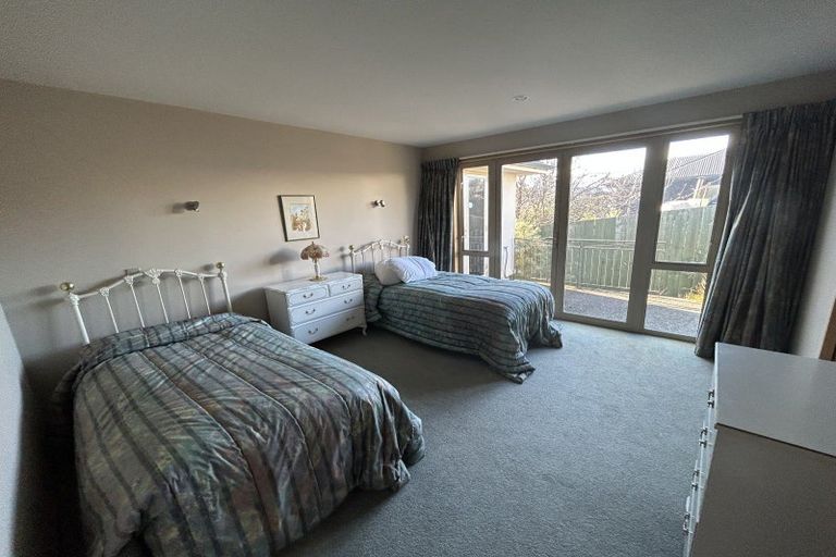 Photo of property in 142 Warren Street, Wanaka, 9305