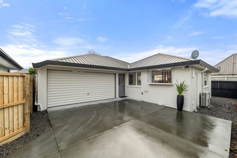 Photo of property in 12b Mary Street, Papanui, Christchurch, 8053