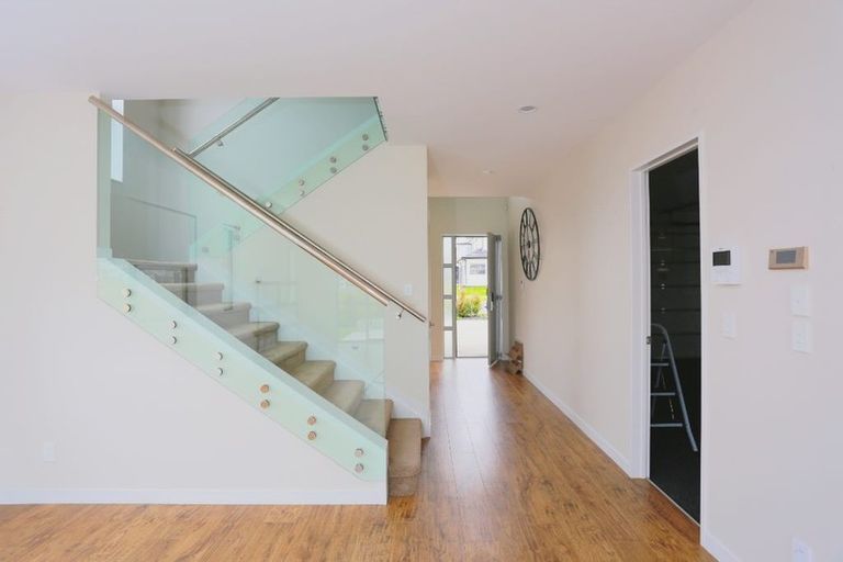 Photo of property in 46 Colonial Drive, Silverdale, 0932